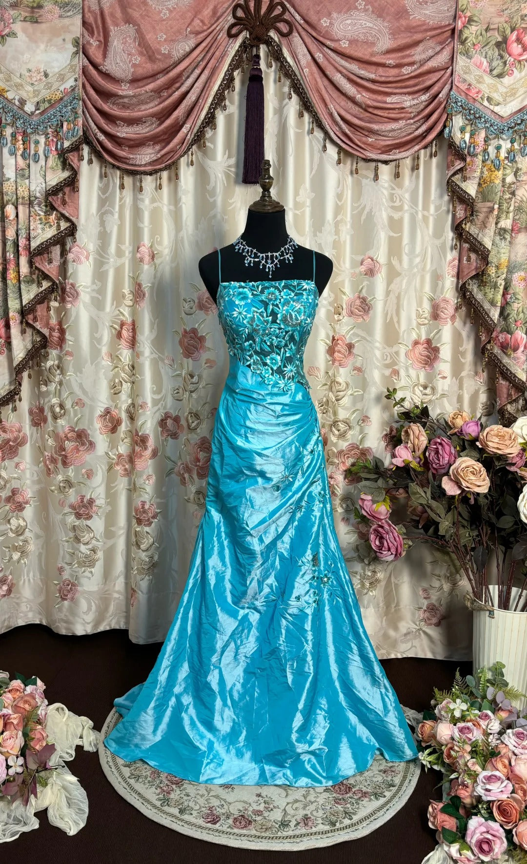 Alluring Spaghetti Strap Mermaid Prom Dress Embroidery Sequins Formal Dresses AP2727