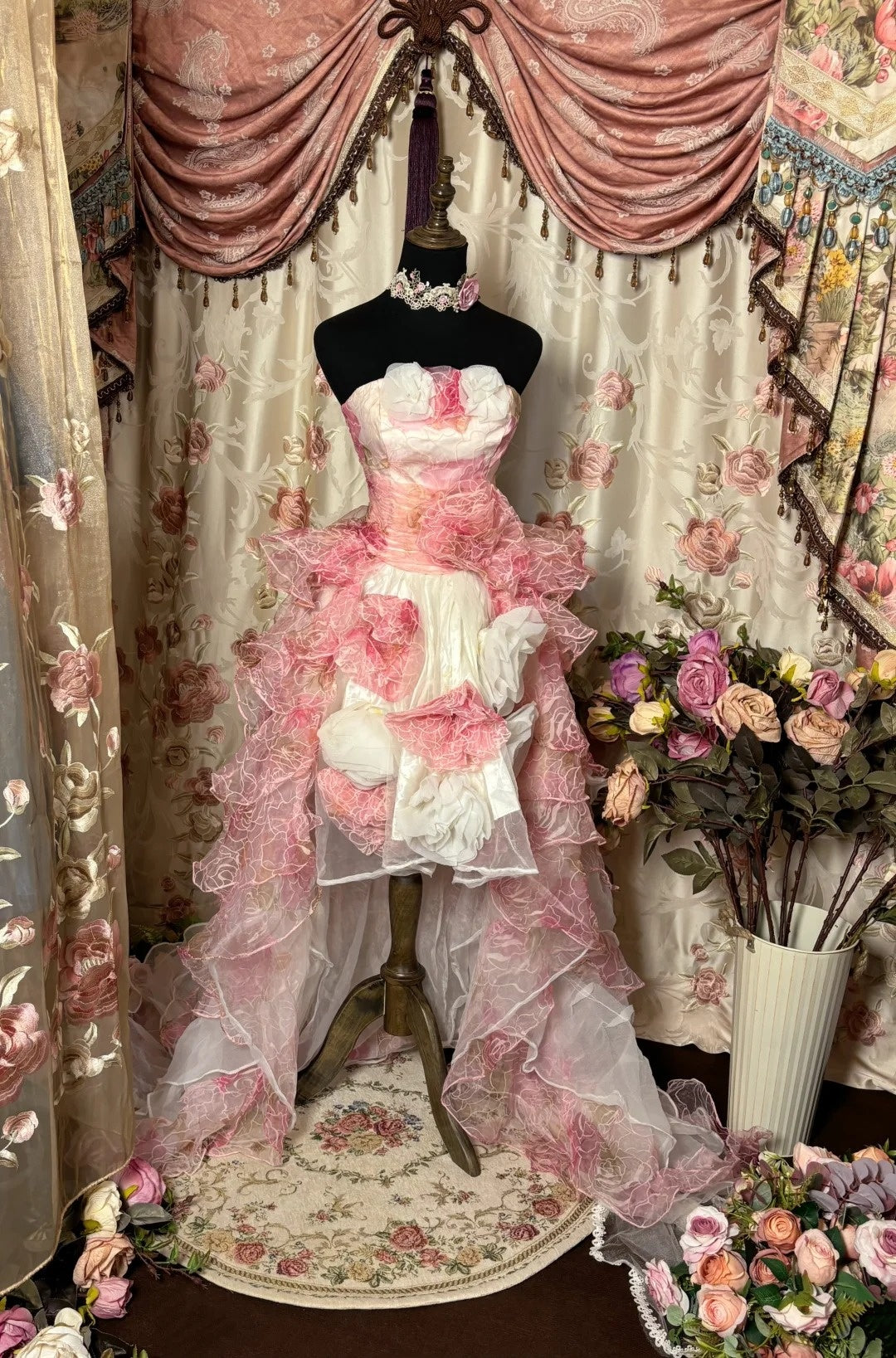 Fitted Strapless A-Line Birthday Dresses Handmade Flowers Tulle Homecoming Dress AP2750