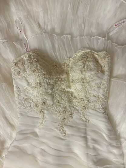 Flattering Strapless Bridal Gowns Tiered Mermaid Appliques Beading Sequins Wedding Dress AP2752