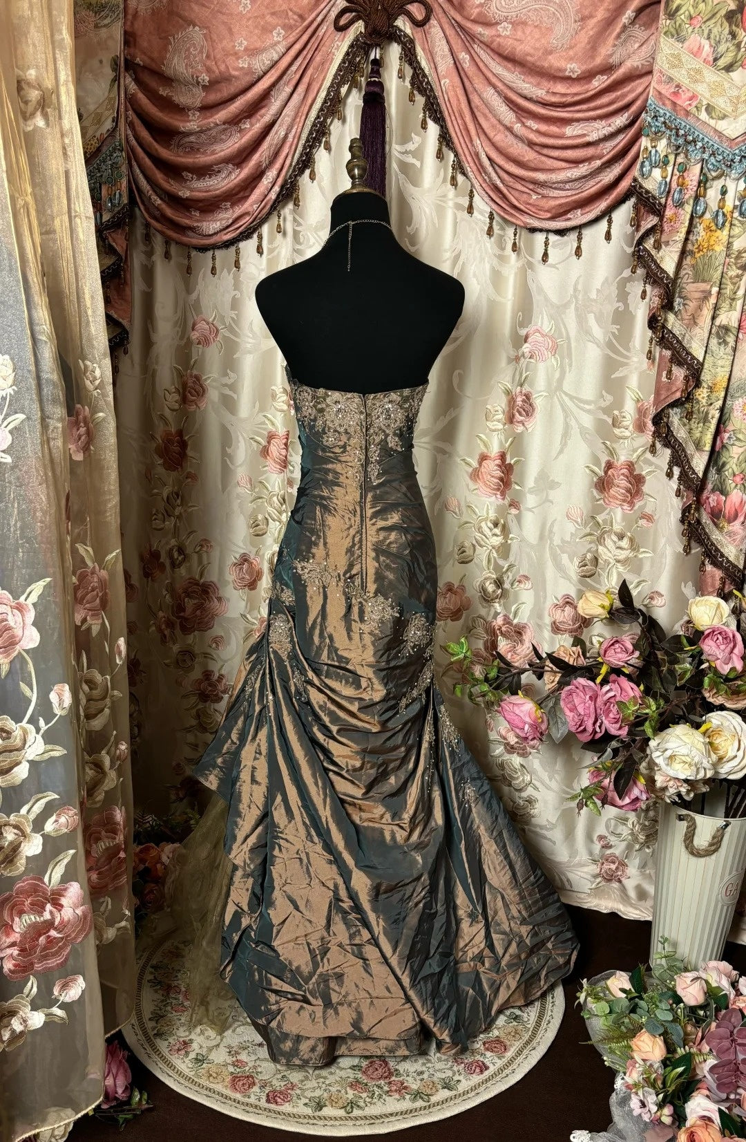 Pretty Strapless Mermaid Evening Gowns Appliques Sequins Beaded Prom Dress AP2759