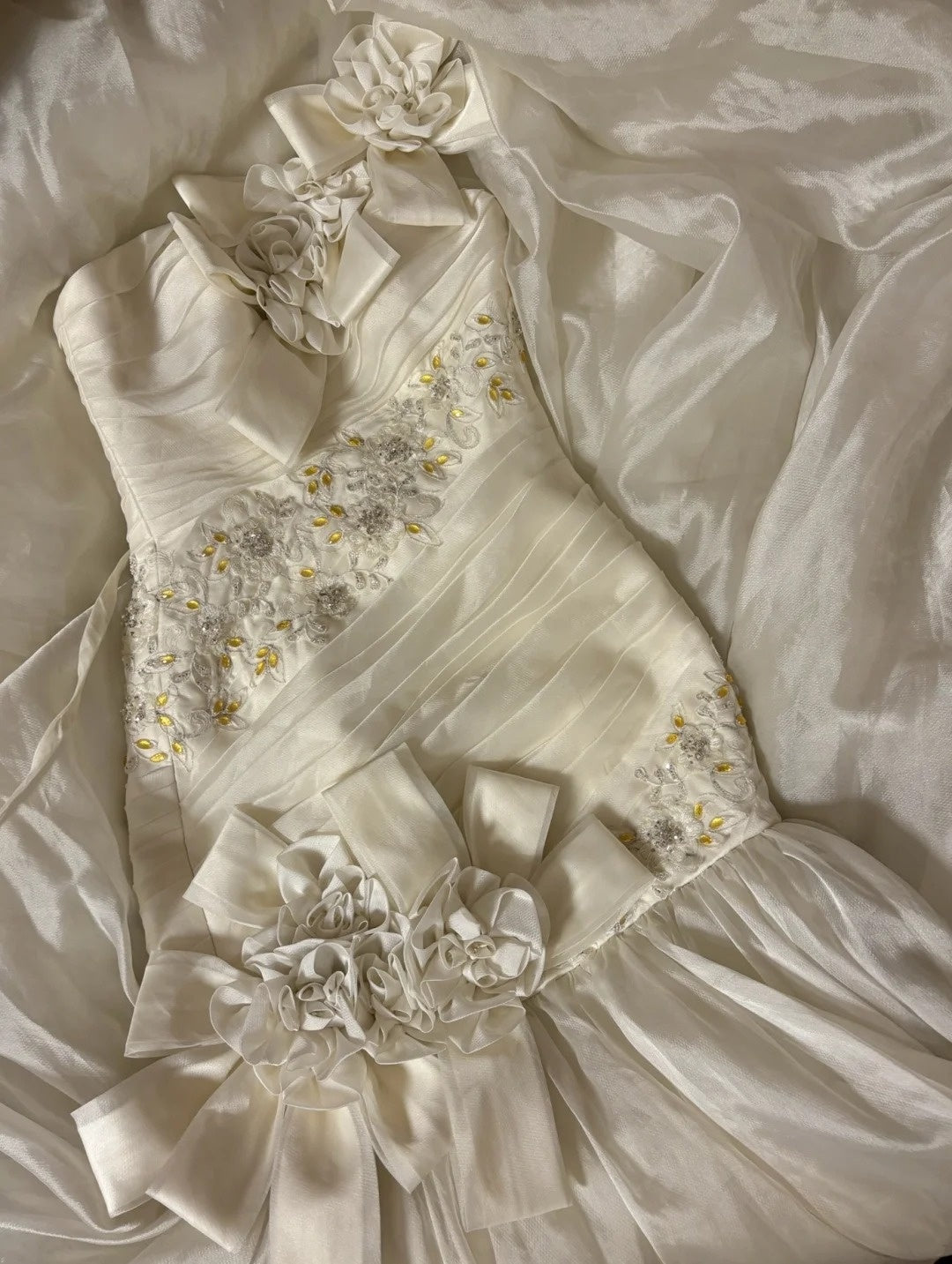 Fantastic One-Shoulder Mermaid Bridal Gowns Beading Handmade Flowers Sequins Wedding Dress AP2773