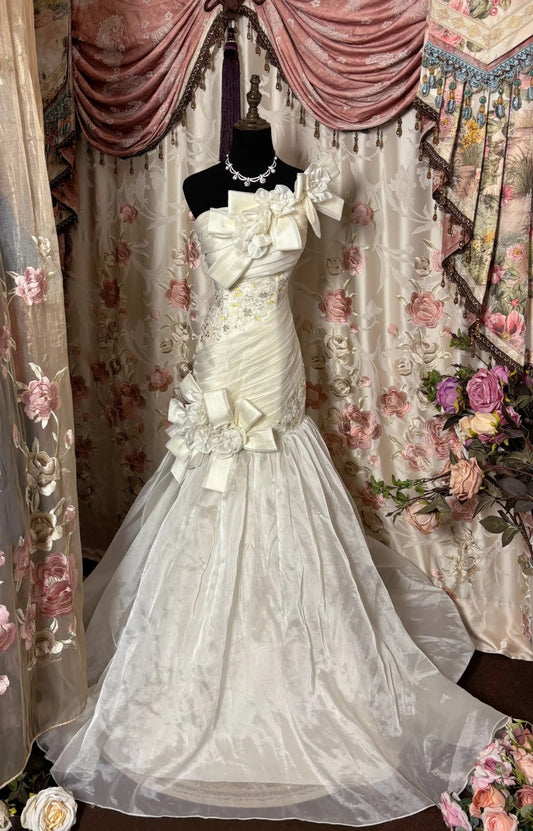 Fantastic One-Shoulder Mermaid Bridal Gowns Beading Handmade Flowers Sequins Wedding Dress AP2773