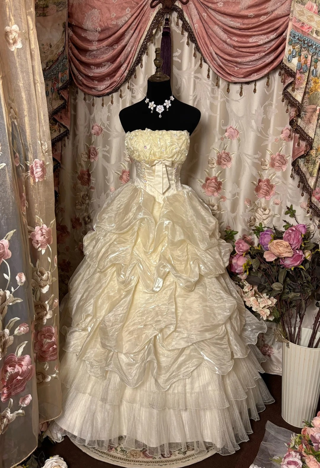 Cute A-Line Strapless Evening Gowns Rhinestones Beading Ruffled Prom Dress AP2775