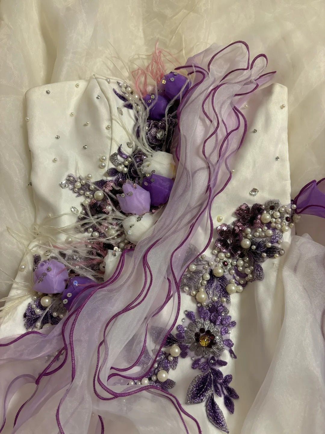 Ethereal Strapless Mermaid Evening Gowns Appliques Feather Beaded Sequins Prom Dress AP2780