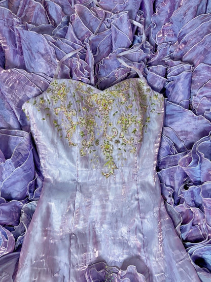 Glamorous Halter Neck A-Line Evening Gowns Appliques  Sequins Ruffled Tulle Prom Dress AP2786