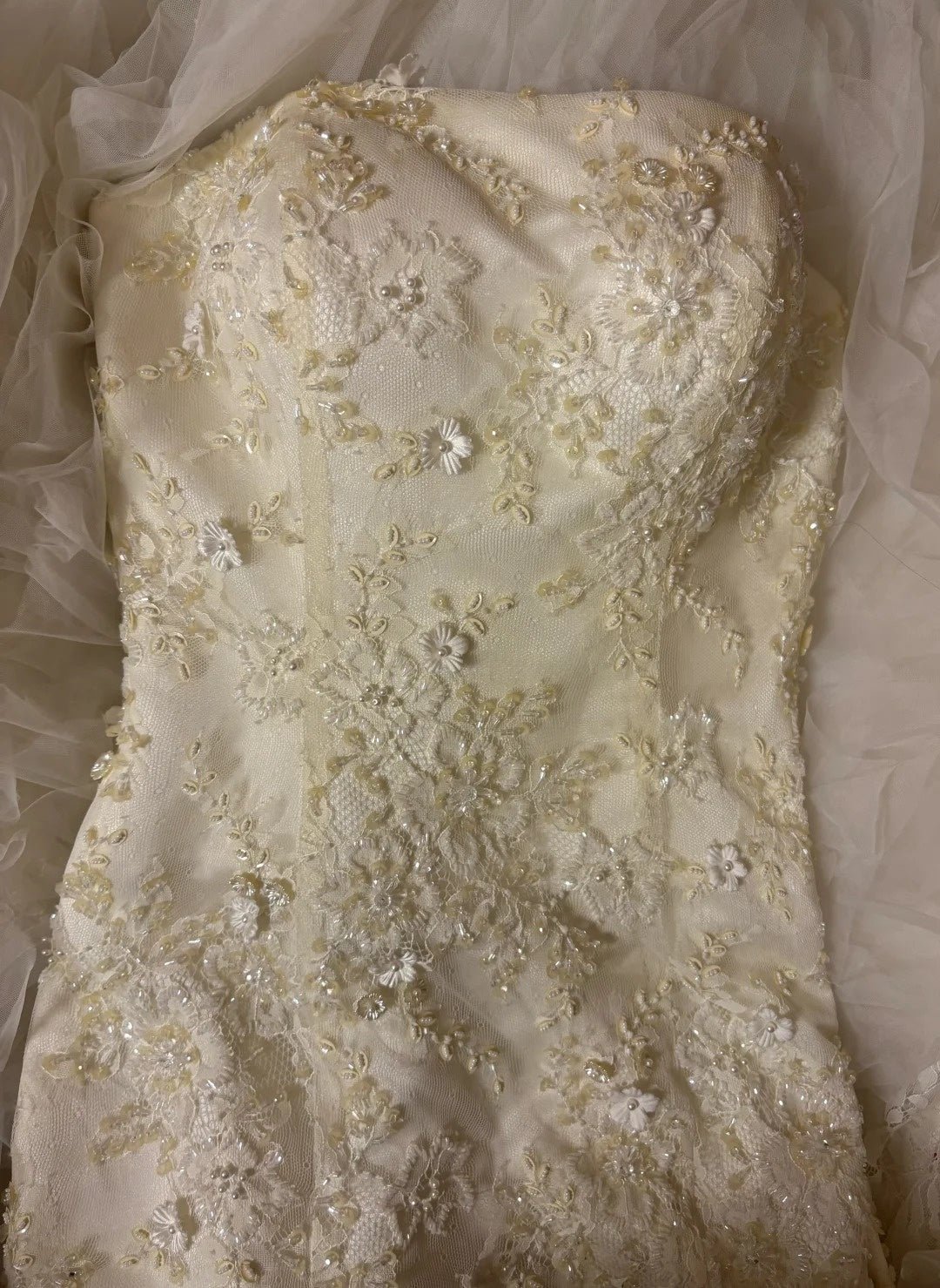 Unique Strapless Mermaid Bridal Gowns With Tulle Train Appliques Beaded Sequins Wedding Dress AP2790