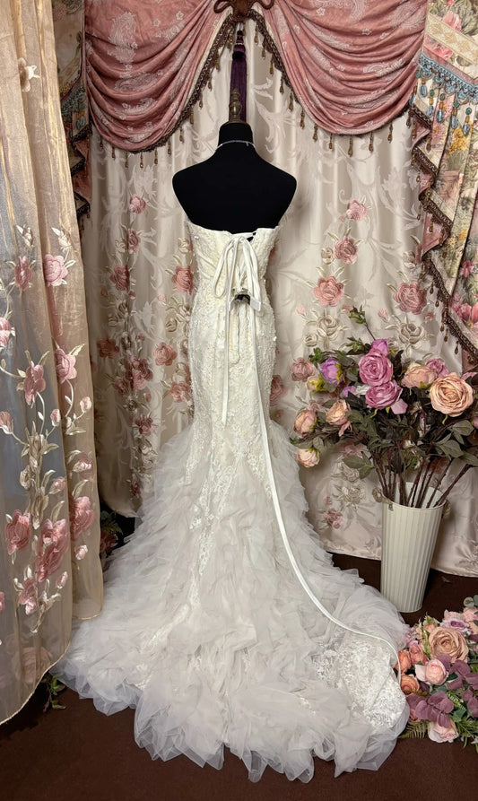 Unique Strapless Mermaid Bridal Gowns With Tulle Train Appliques Beaded Sequins Wedding Dress AP2790