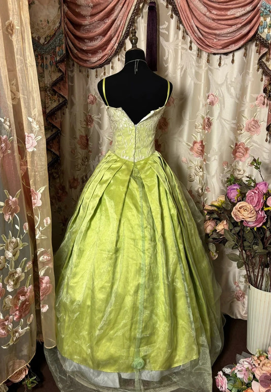 French Style A-Line Spaghetti Strap Prom Dress Lace Tulle Handmade Flowers Green Evening Gowns AP2792
