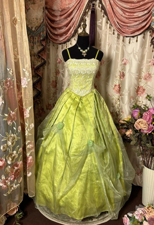French Style A-Line Spaghetti Strap Prom Dress Lace Tulle Handmade Flowers Green Evening Gowns AP2792