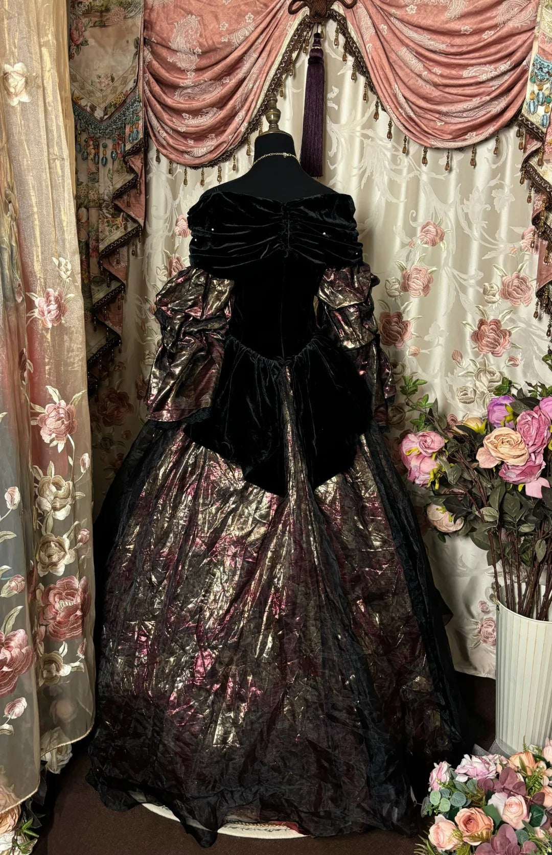 New Arrival Off-Shoulder A-Line Formal Dresses Black Velvet Sequins Floral Print Puffy Sleeve Prom Dress AP2804