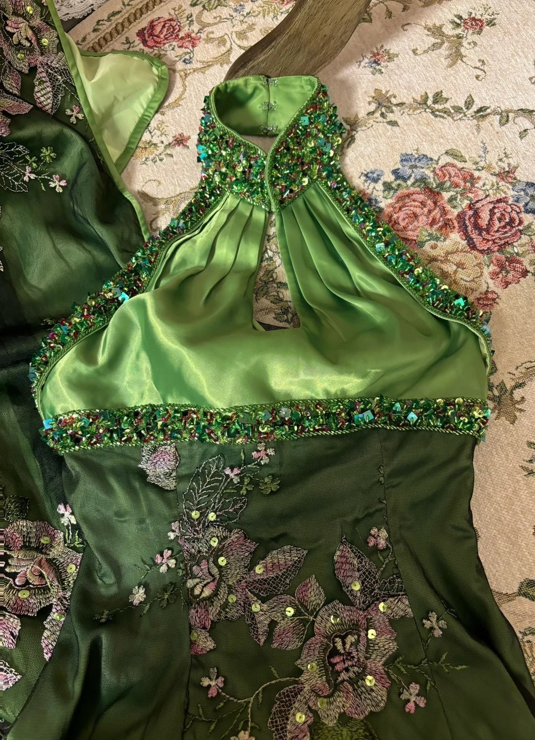 Oriental Sheath Halter Neck Long Evening Gowns Cutout Beading Embroidery Sequins Slit Prom Dress AP2829