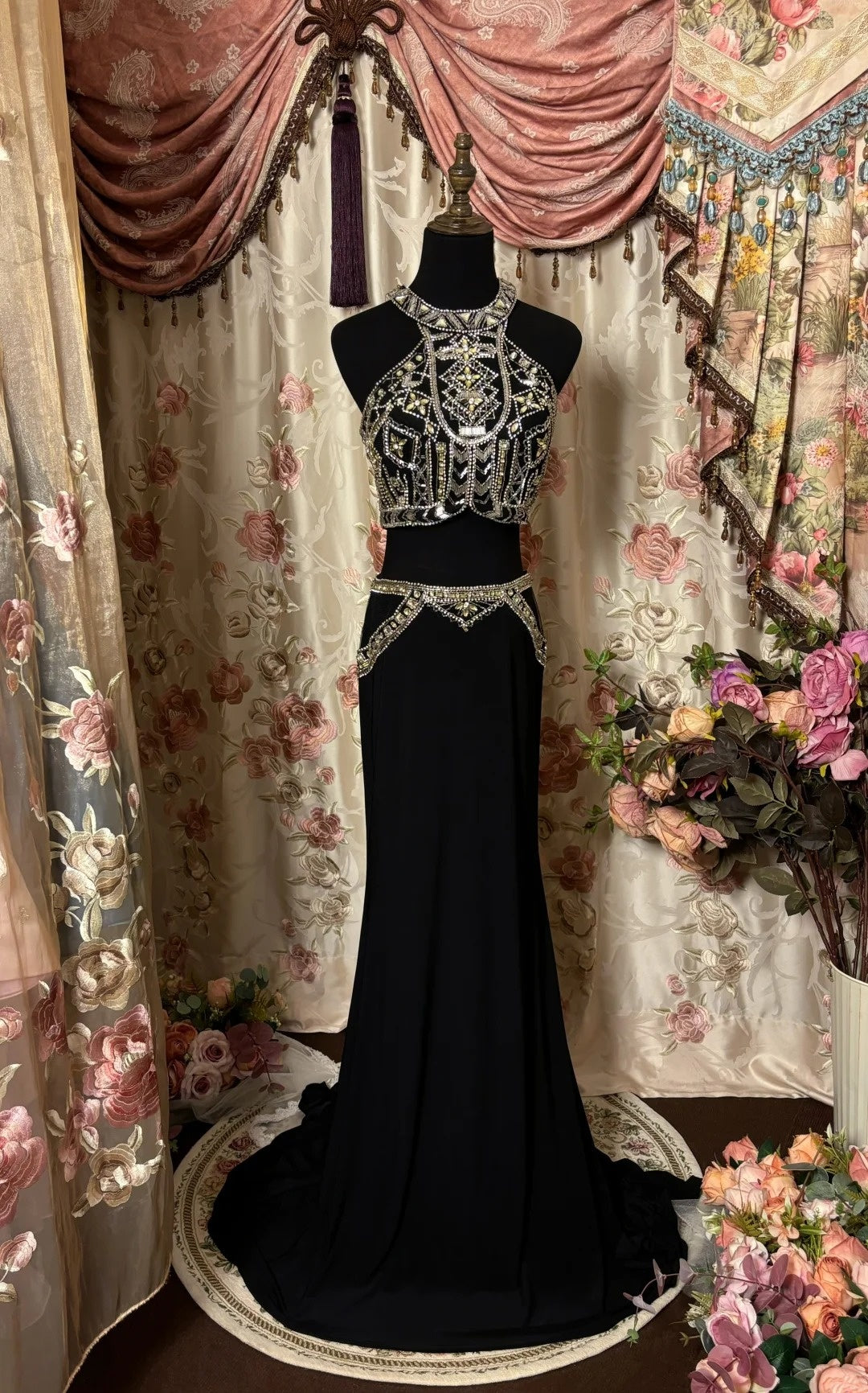 Exquisite Sheath Halter Neck Formal Dresses 2-Piece Set  Rhinestones Beading Prom Dress AP2850