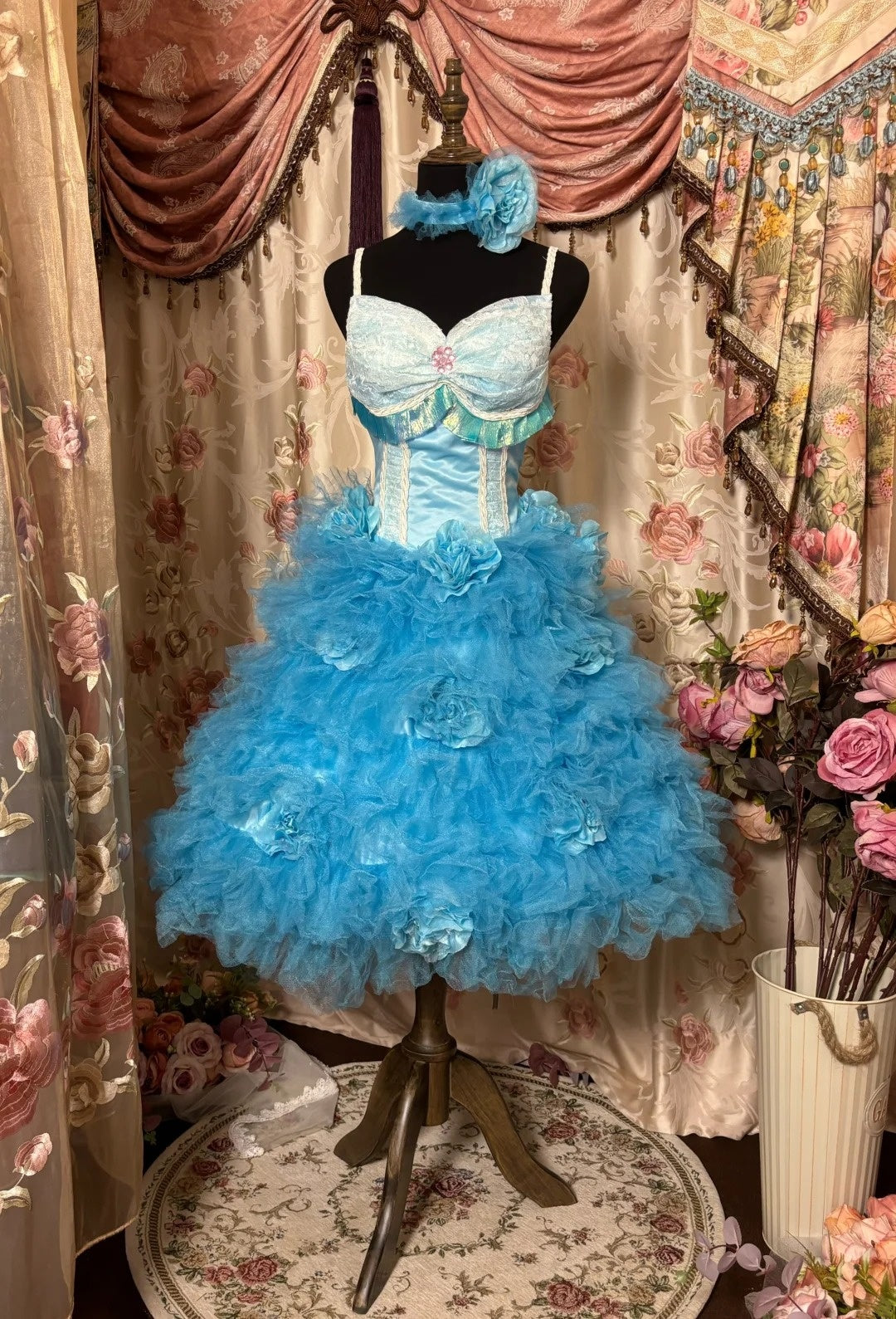 Playful Spaghetti Straps A-Line Birthday Dresses Crystals Lace Handmade Flowers Tulle Homecoming Dress AP2853