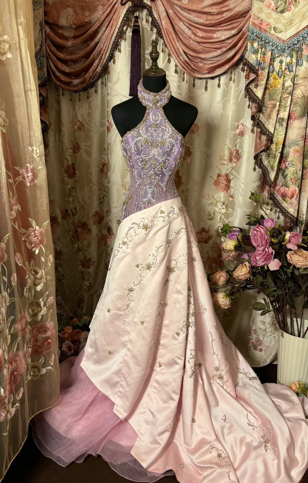 Glittering Halter Neck A-Line Sweet 16th Dress Appliques Sequins Tule Satin Rhinestones Prom Dress AP2866