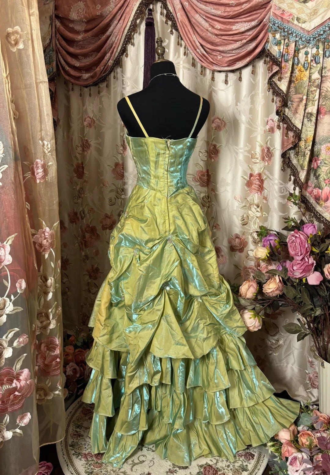 Ornate Spaghetti Strap A-Line Ruffled Prom Dress Sequins Appliques Pleated Formal Dresses AP2873