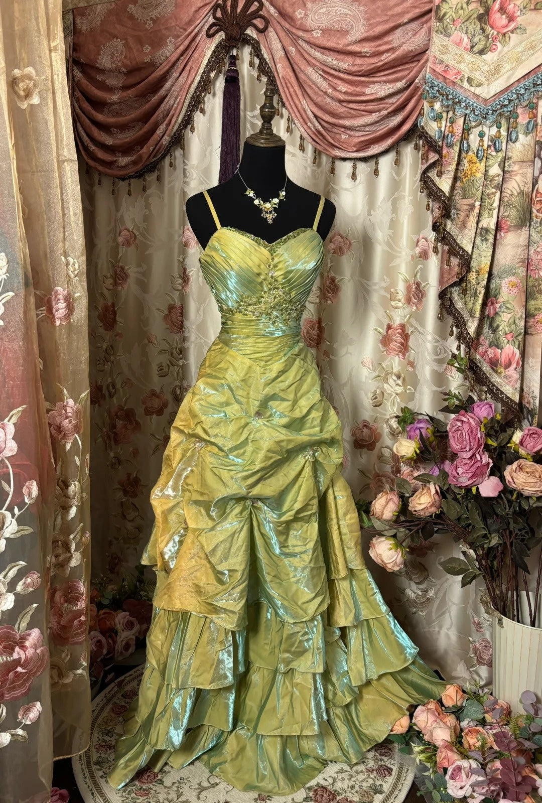 Ornate Spaghetti Strap A-Line Ruffled Prom Dress Sequins Appliques Pleated Formal Dresses AP2873