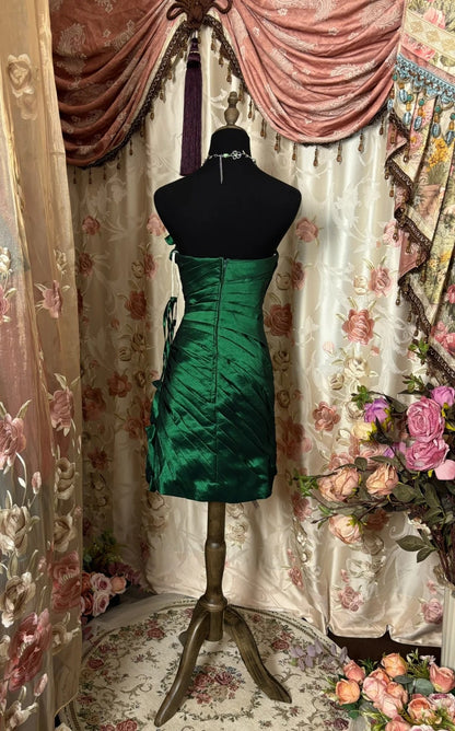 Fantastic Strapless Sheath Birthday Outfits Rhinestones Handmade Flowers Pleated Homecoming Dress AP2881