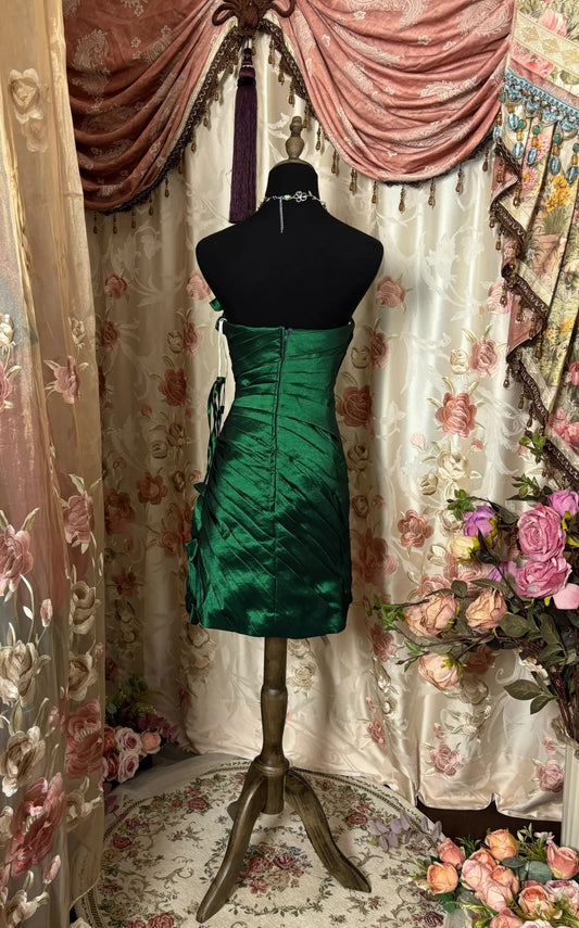 Fantastic Strapless Sheath Birthday Outfits Rhinestones Handmade Flowers Pleated Homecoming Dress AP2881