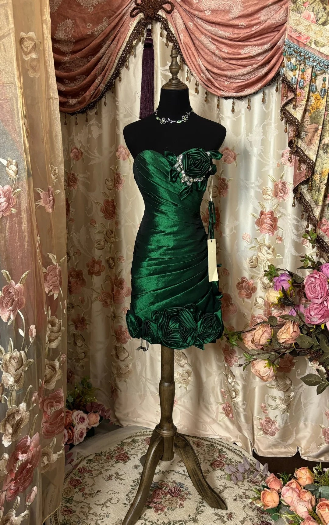 Fantastic Strapless Sheath Birthday Outfits Rhinestones Handmade Flowers Pleated Homecoming Dress AP2881