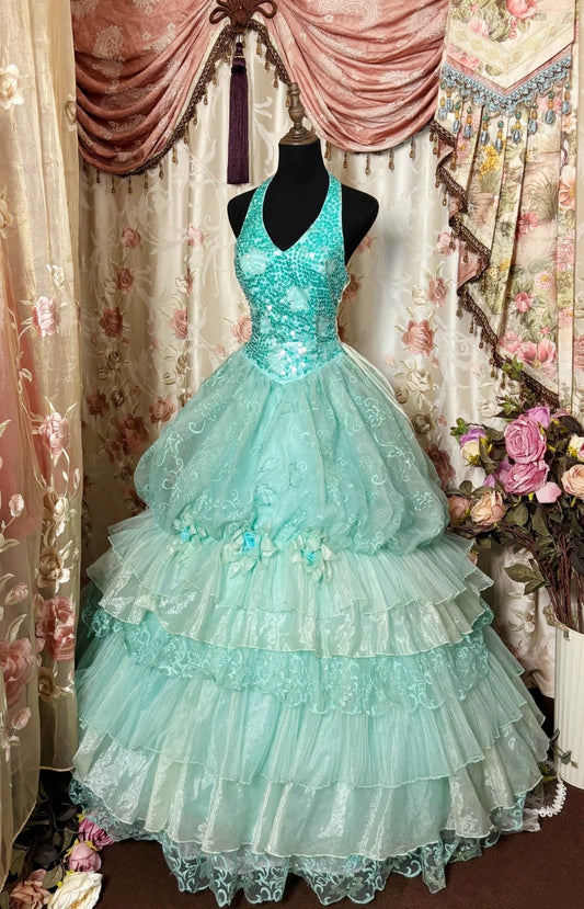 Ethereal Halter Neck A-Line Evening Gowns Sequins Lace Handmade Flowers Tiered Prom Dress AP2889