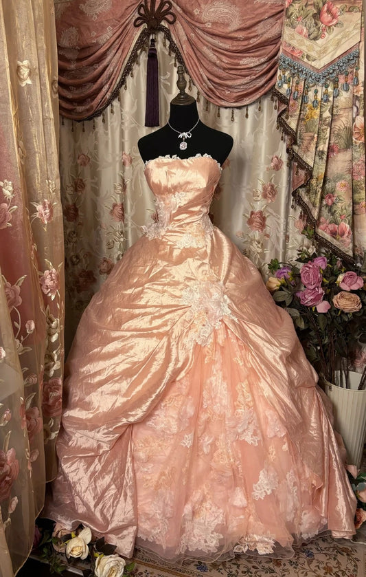 Charming A-Line Strapless Sweet 16th Gowns Lace Handmade Flower Tulle Prom Dress AP2902