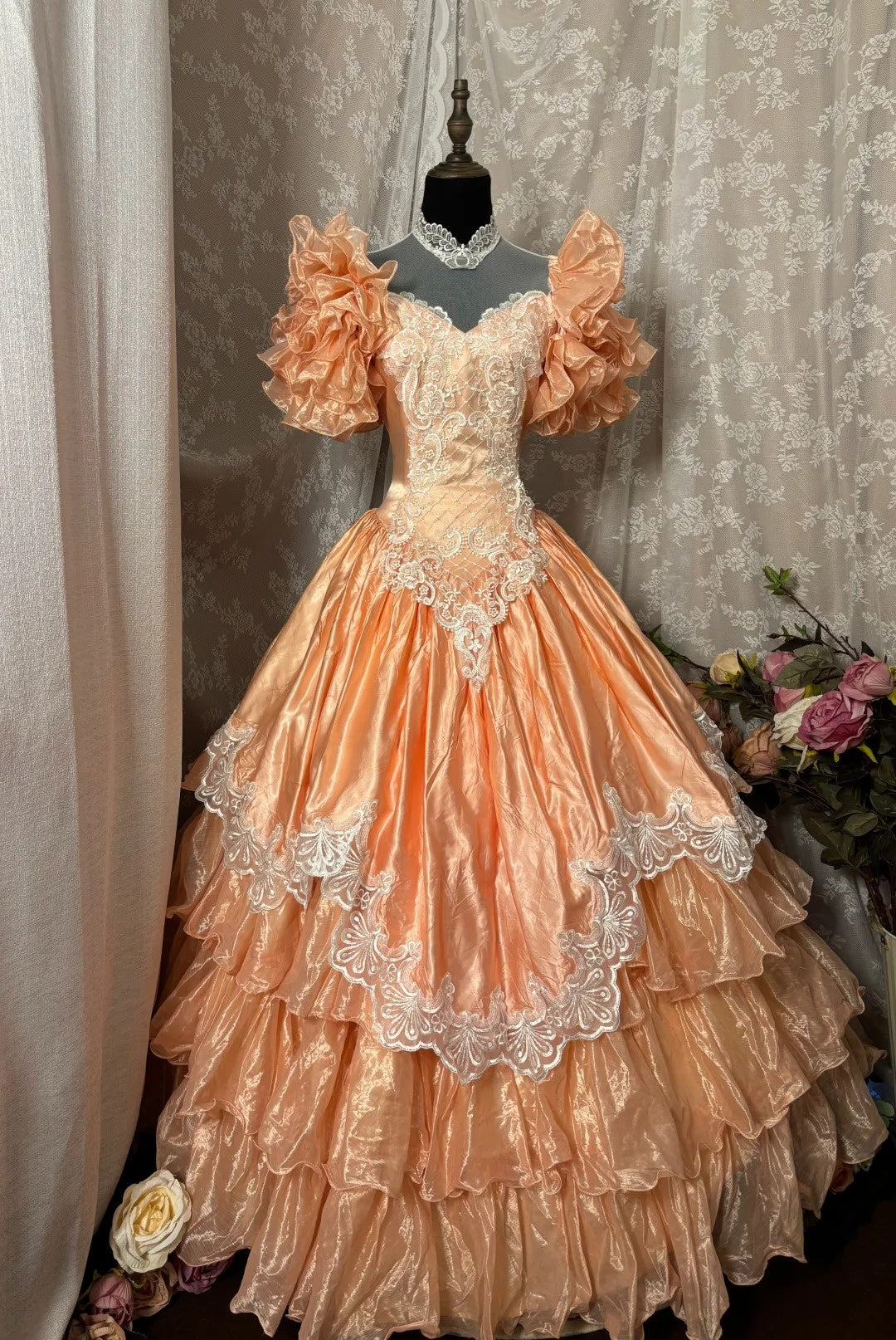 Sparkly A-Line High Collar Sweet 16th Gowns Short Ruffled Sleeve Bow Beads Lace Prom Dress AP2906