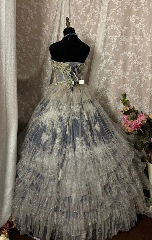 Exquisite A-Line Strapless Sweet 16th Gowns Rhinestone Sequins Crystals Tulle Prom Dress AP2907