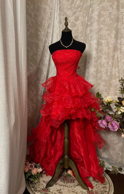 Sexy Strapless A-Line Birthday Dresses With Train Ruffles Tulle Red Homecoming Dress AP2918