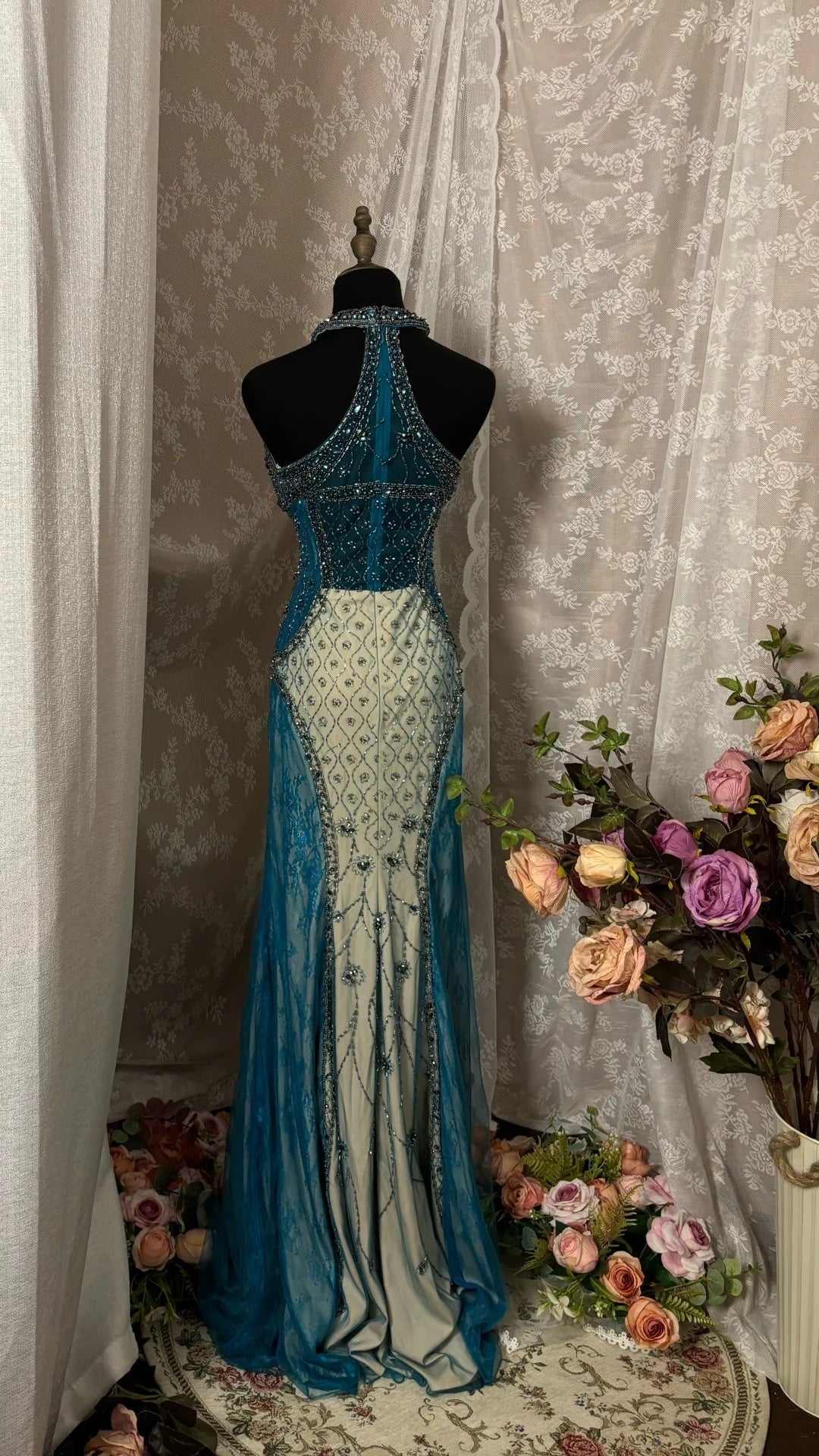 Luxury Halter Neck Sheath Evening Gowns Beading Rhinestone Prom Dress AP2932