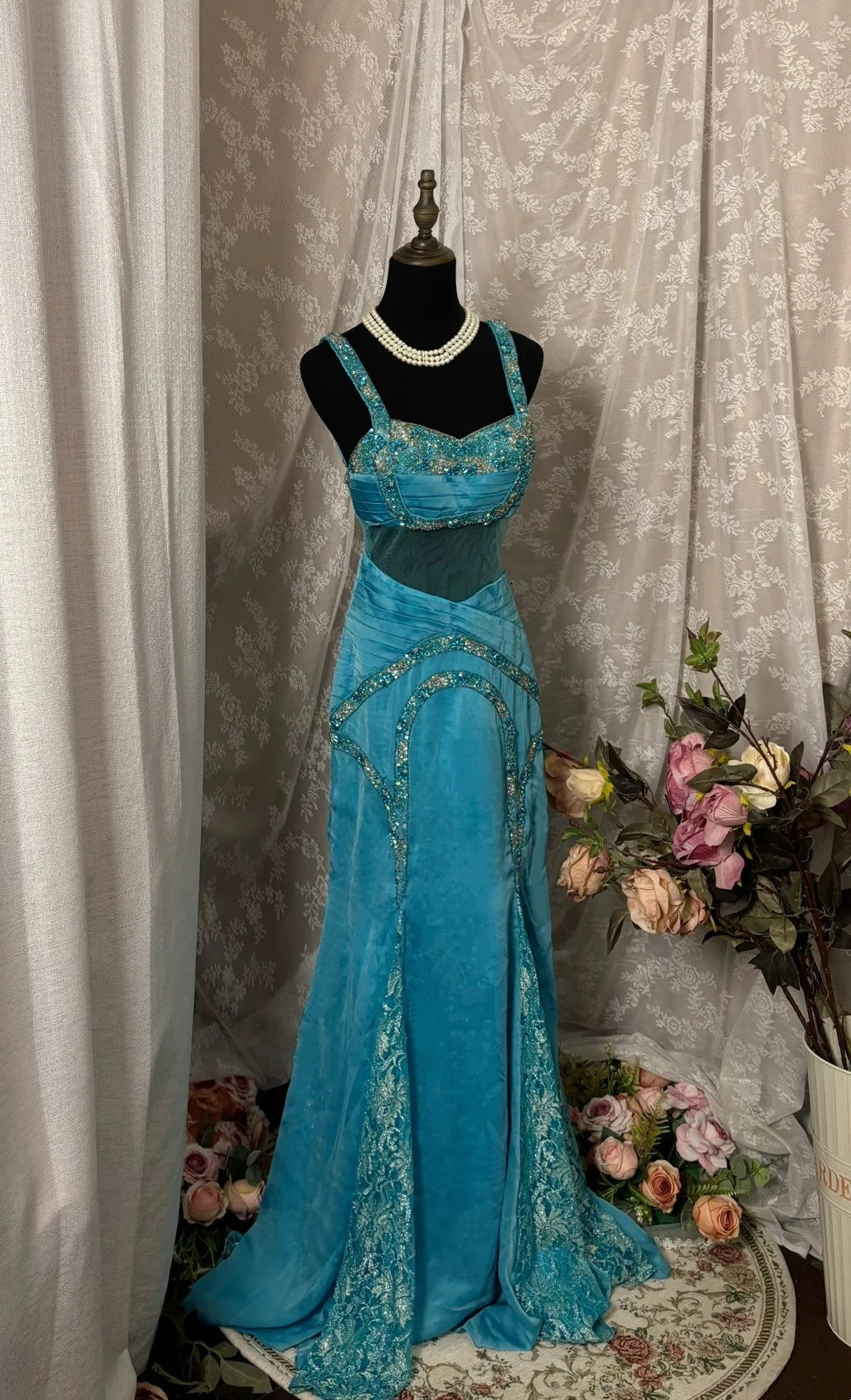 Graceful Spaghetti Strap Sheath Prom Dress Beads Crystals Pleated Formal Dresses AP2933