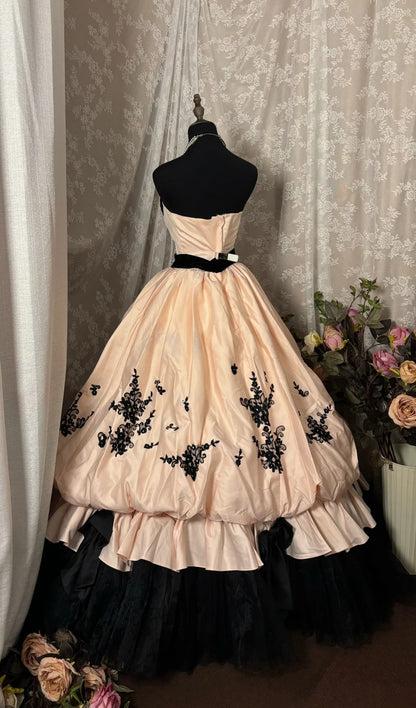 Cute A-Line Strapless Ball Gowns Bows Appliques Prom Dress AP2938