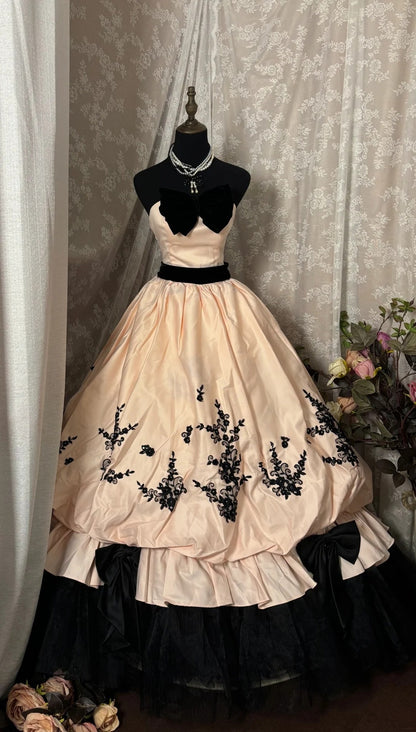 Cute A-Line Strapless Ball Gowns Bows Appliques Prom Dress AP2938