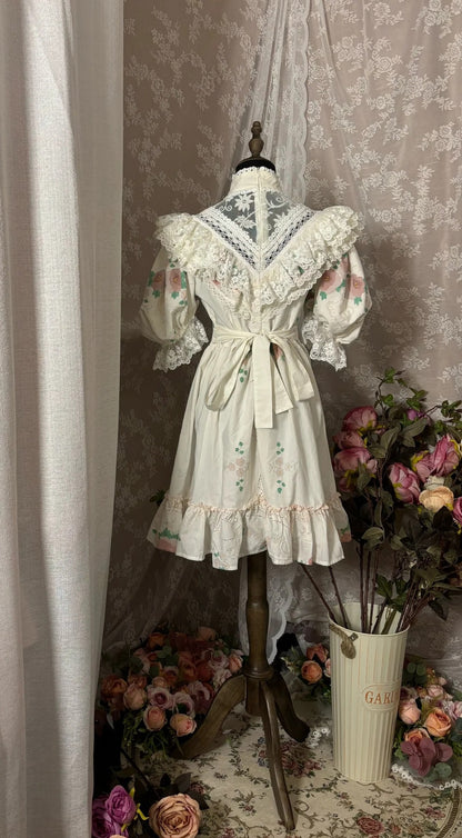 Alluring A-Line High Collar Birthday Gowns Puffy Sleeve Lace Ruffled Homecoming Dress AP2943