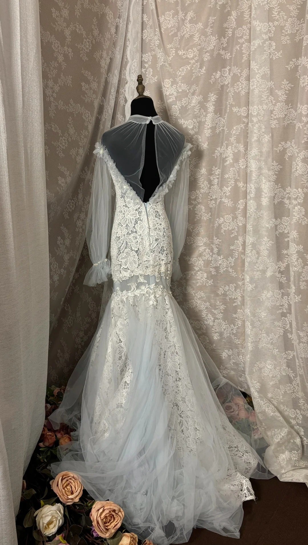 Charming Jewel Neck Mermaid Bridal Gowns Appliques Lace Sequins Beading Tulle Wedding Dress AP2954