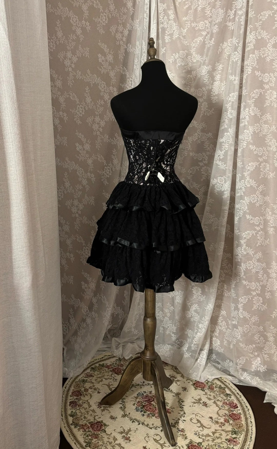 Playful Strapless A-Line Birthday Gowns Lace Sequins Tiered Homecoming Dress AP2961