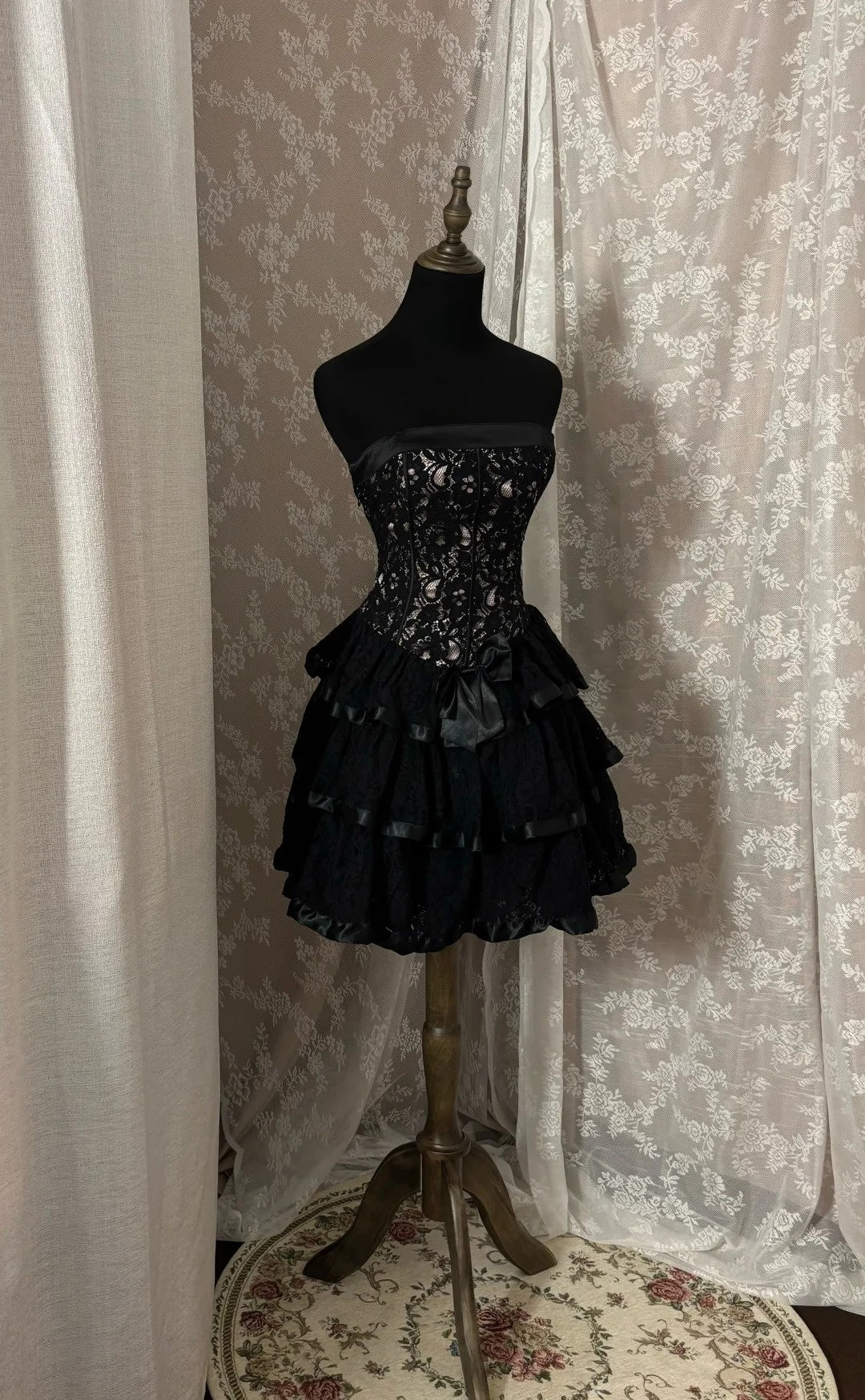 Playful Strapless A-Line Birthday Gowns Lace Sequins Tiered Homecoming Dress AP2961