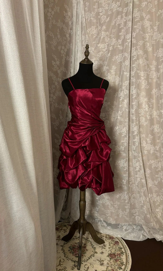 Flattering Spaghetti Straps A-Line Birthday Gowns Ruffled Red Homecoming Dress AP2966