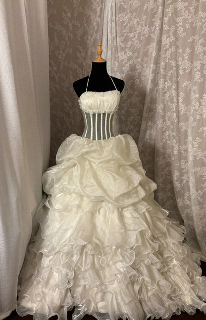 Cute Halter Neck A-Line Bridal Gowns Beads Sequins Ruffles Tulle Wedding Dress AP2989