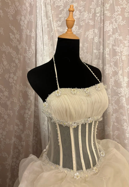 Cute Halter Neck A-Line Bridal Gowns Beads Sequins Ruffles Tulle Wedding Dress AP2989