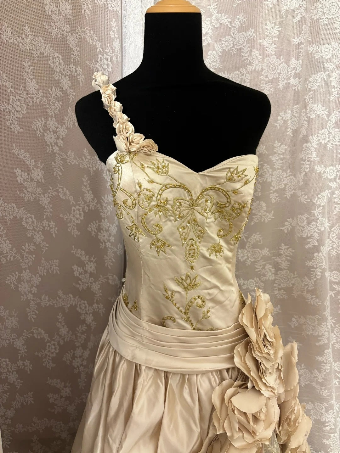 Vintage One Shoulder A-Line Evening Gowns Handmade Flowers Sequins Appliques Prom Dress AP2990