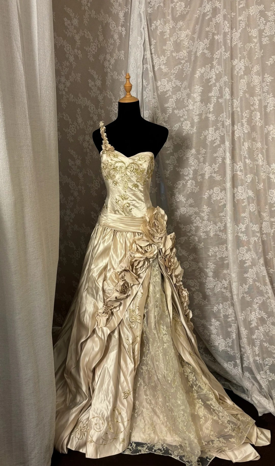 Vintage One Shoulder A-Line Evening Gowns Handmade Flowers Sequins Appliques Prom Dress AP2990