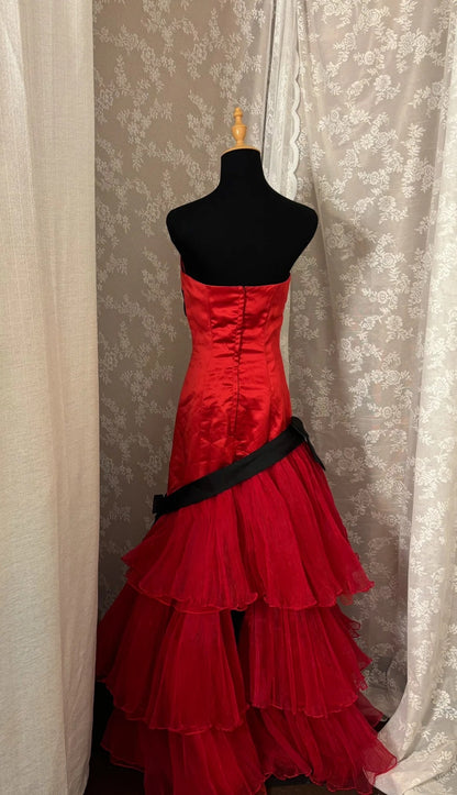 Ethereal Strapless Mermaid Evening Gowns Bows Red Tiered Tulle Prom Dress AP2993