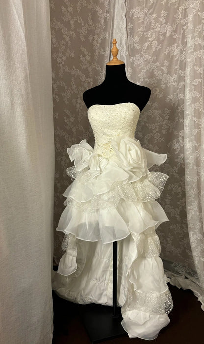 Alluring A-Line Strapless Bridal Gowns Handmade Flowers Beads Sequins Wedding Dress AP2995