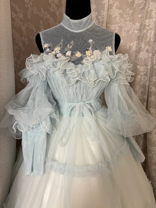 Fashionable High Collar A-Line Ball Gowns Appliques Ruffled Tulle Puffy Sleeve Prom Dress AP3003