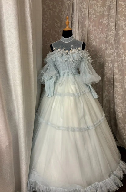 Fashionable High Collar A-Line Ball Gowns Appliques Ruffled Tulle Puffy Sleeve Prom Dress AP3003