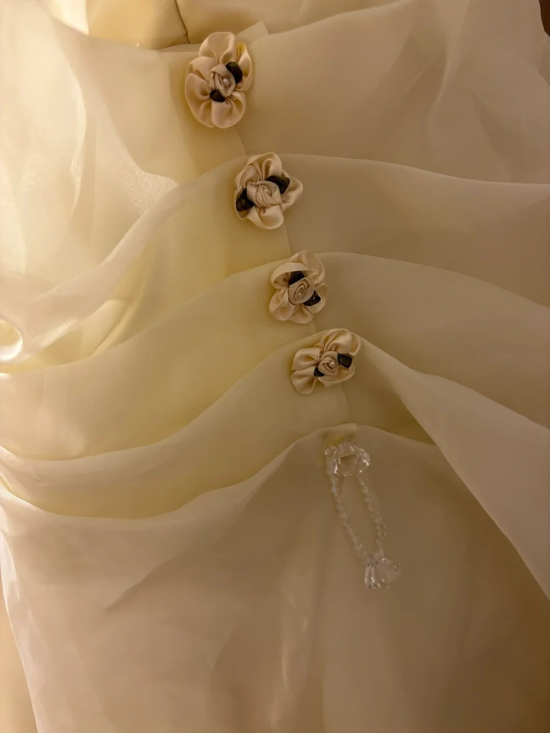 Bling A-Line Spaghetti Strap Bridal Gowns Sequins Appliques Crystals Pleated Wedding Dress AP3015