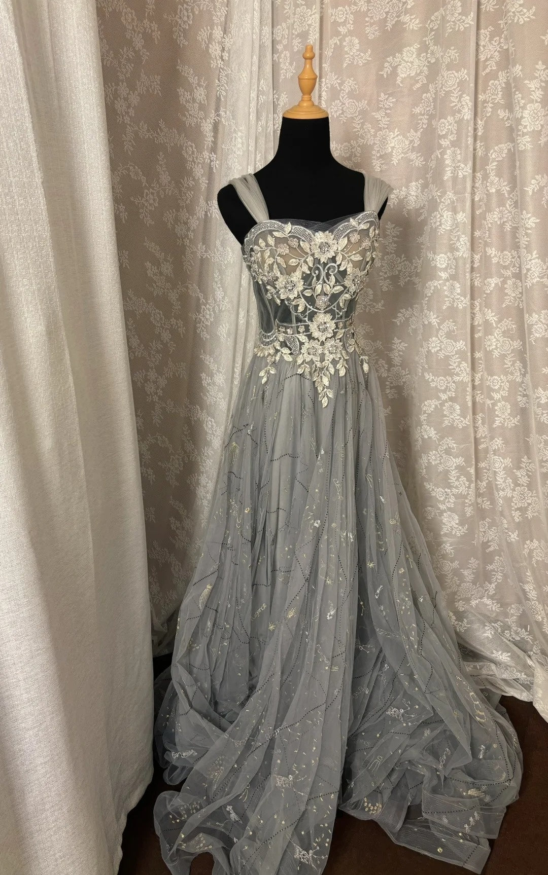 New Spaghetti Straps A-Line Sweet 16th Dress Appliques Sequins Tulle Prom Dress AP3017