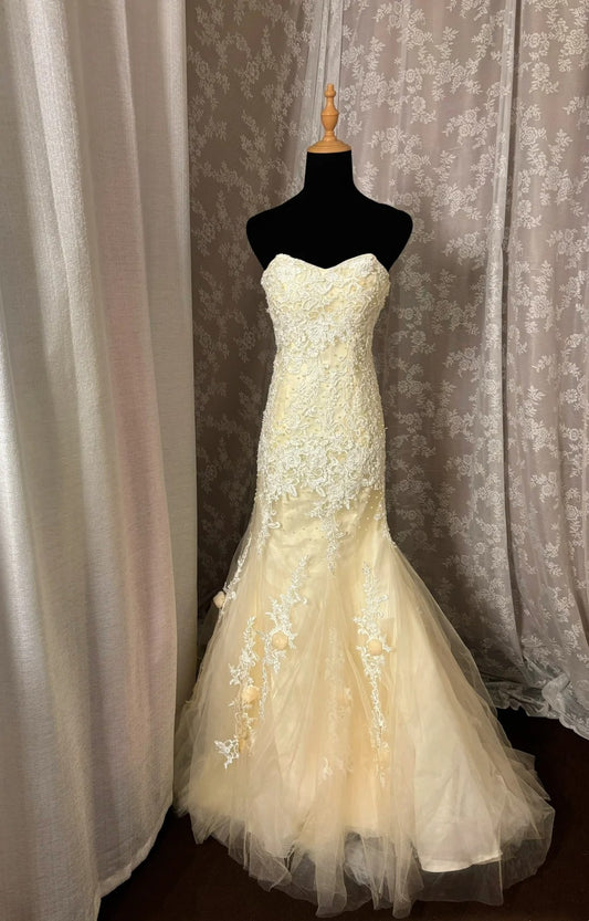 Ornate Strapless Mermaid Bridal Gowns Beads Appliques Handmade Flowers Tulle Wedding Dress AP3031