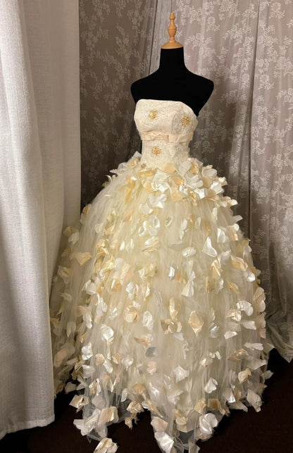 Graceful Strapless A-Line Evening Gowns Sequins Appliques Tulle Prom Dress AP3036