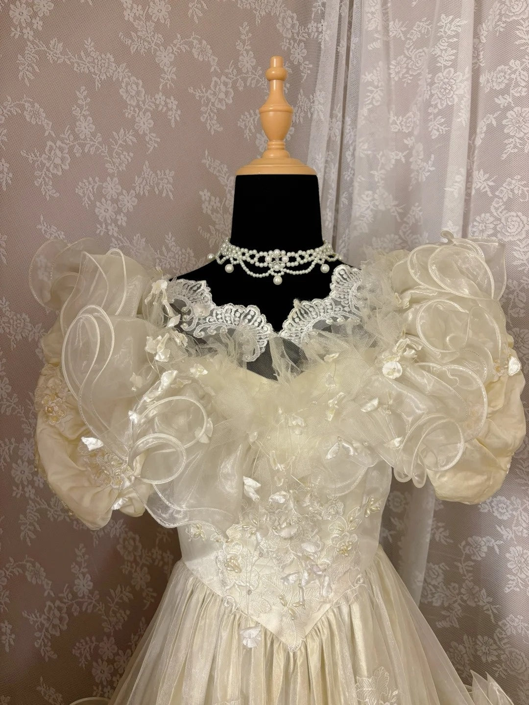 Sheen V Neck A-Line Sweet 16th Gowns Lace Sequins Beads Appliques Ruffled Prom Dress AP3046